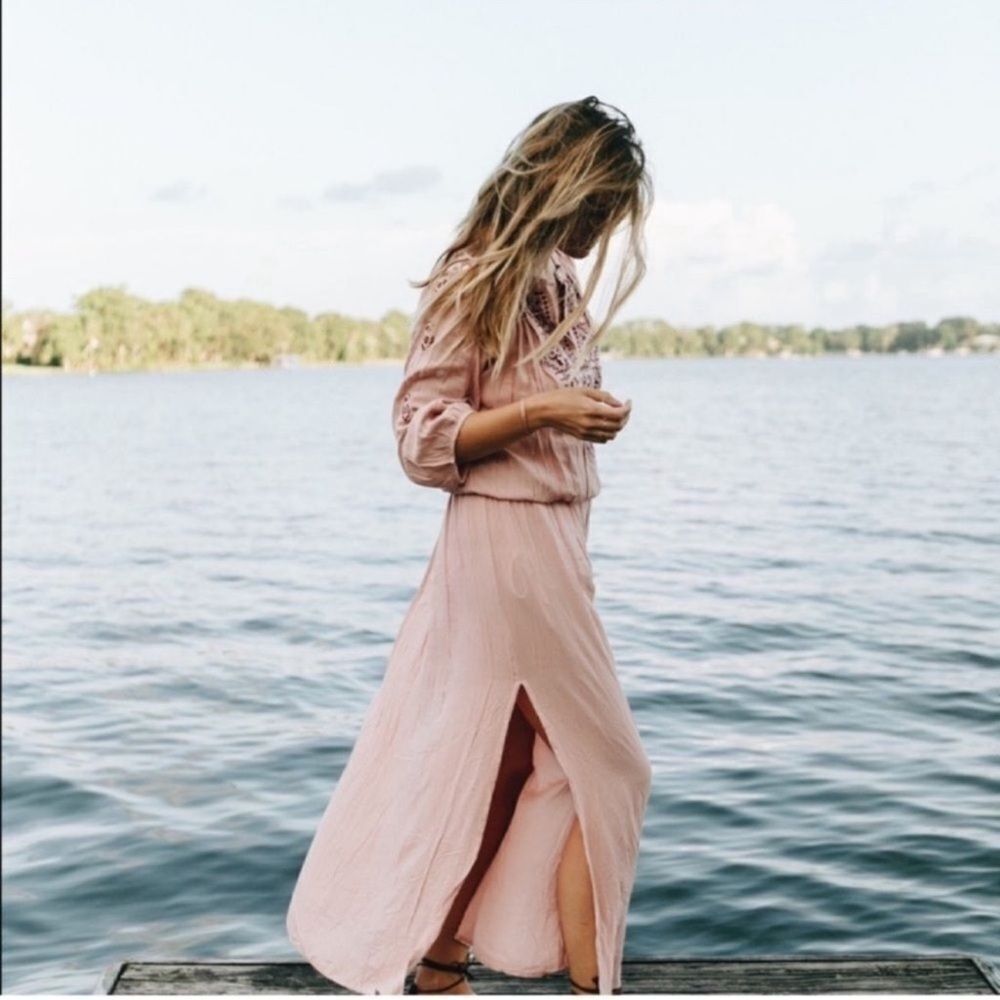 Melissa Odabash Sienna Embroidered Rose Blush Pink Maxi Dress